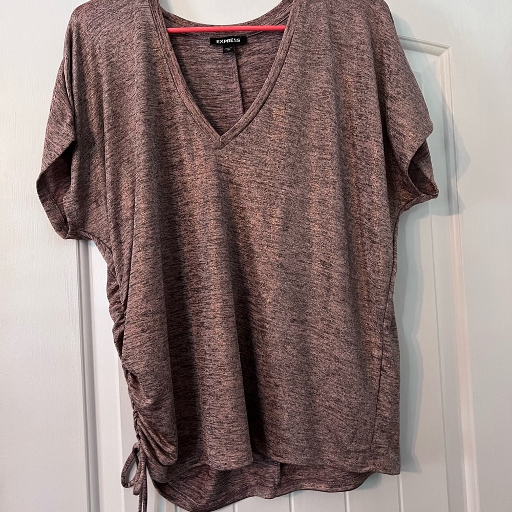 Woman’s size medium express pink metallic shirt